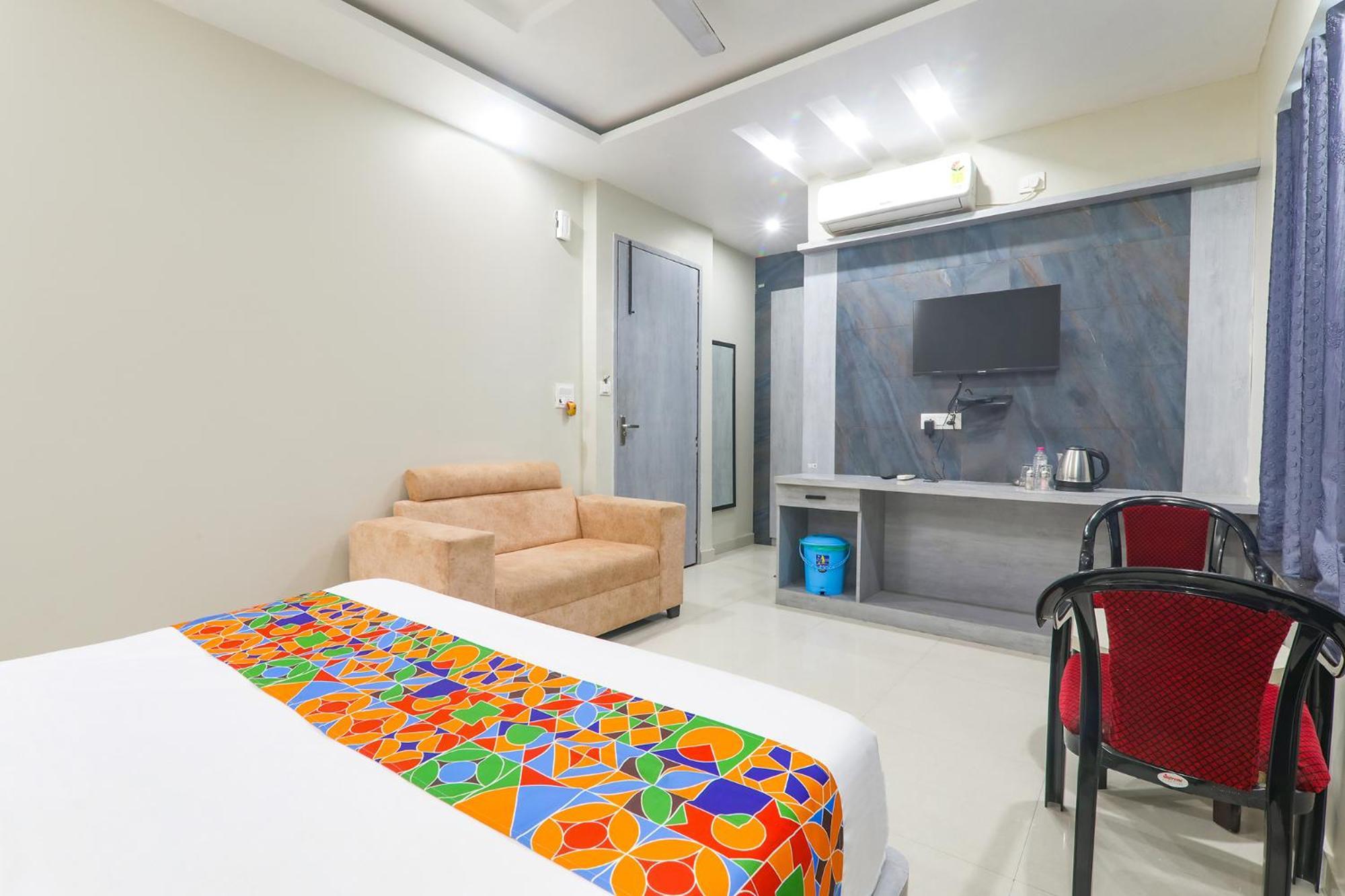 Fabexpress Grand Inn I Chinhat المظهر الخارجي الصورة