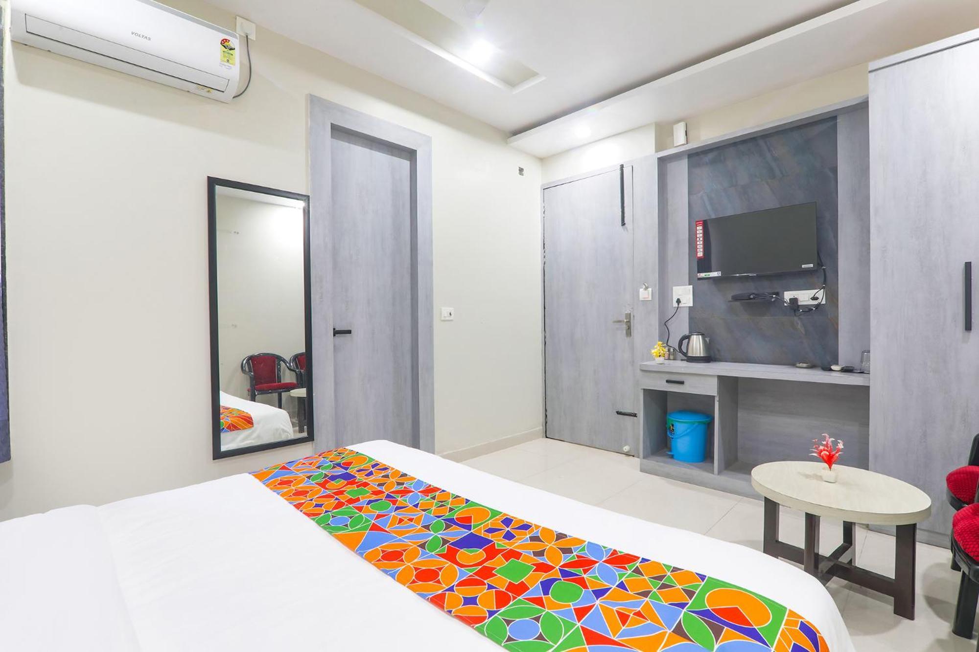 Fabexpress Grand Inn I Chinhat المظهر الخارجي الصورة