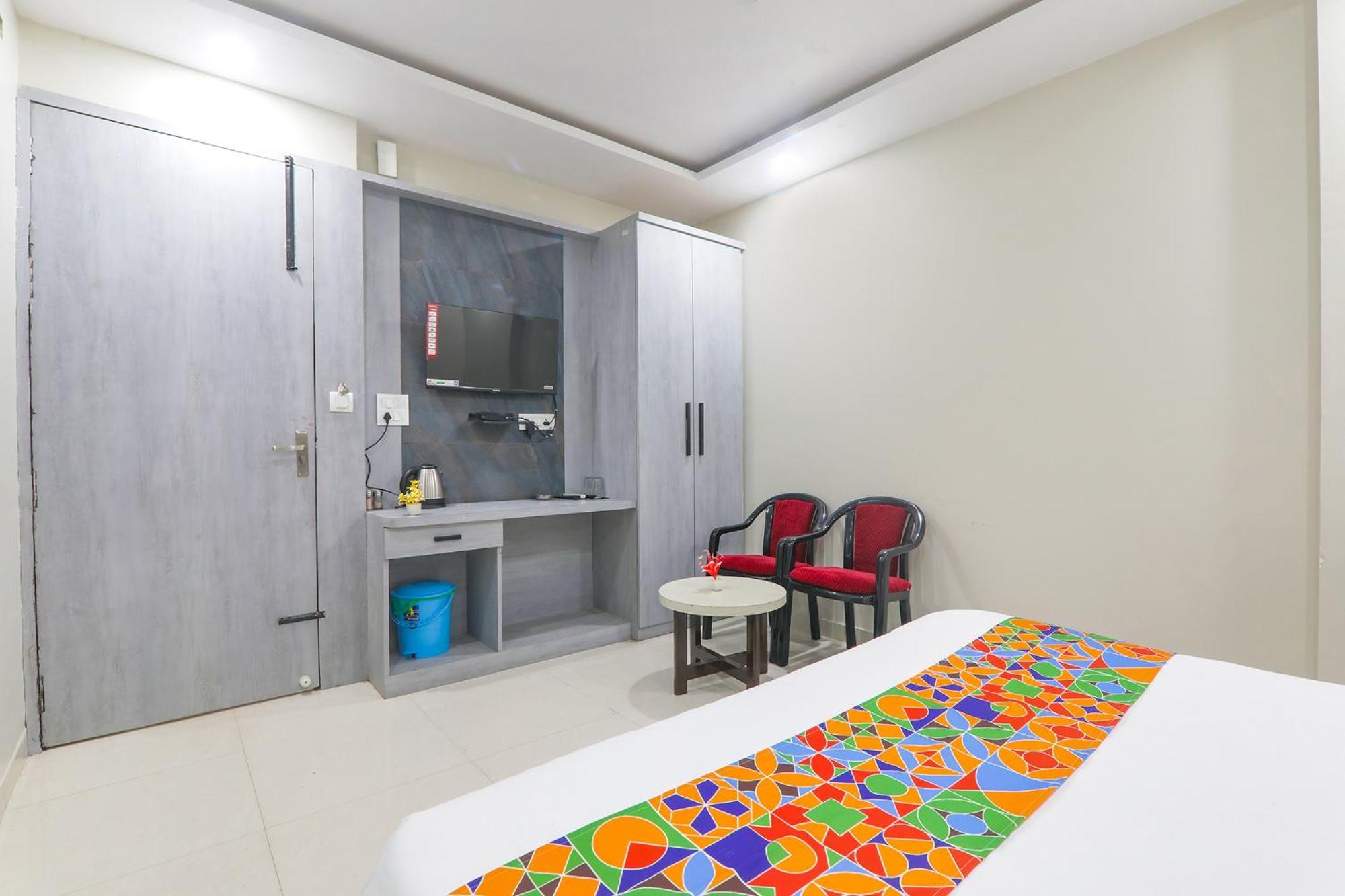 Fabexpress Grand Inn I Chinhat المظهر الخارجي الصورة